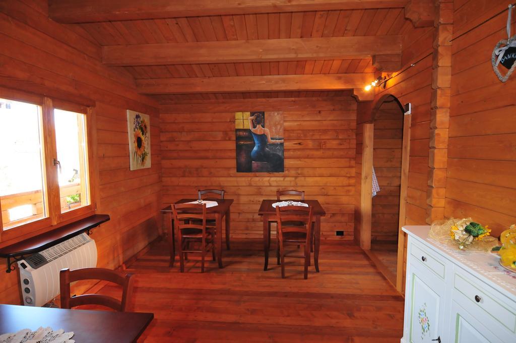 Chalet Dei Parchi Bed and Breakfast Saracinesco Exterior foto
